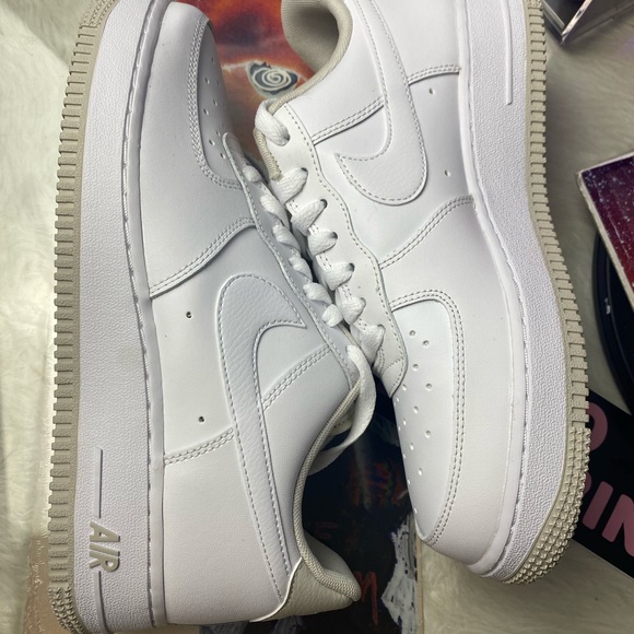 🆕 Nike	Air Force 1 Low White Light Bone - Womens - Picture 7 of 10